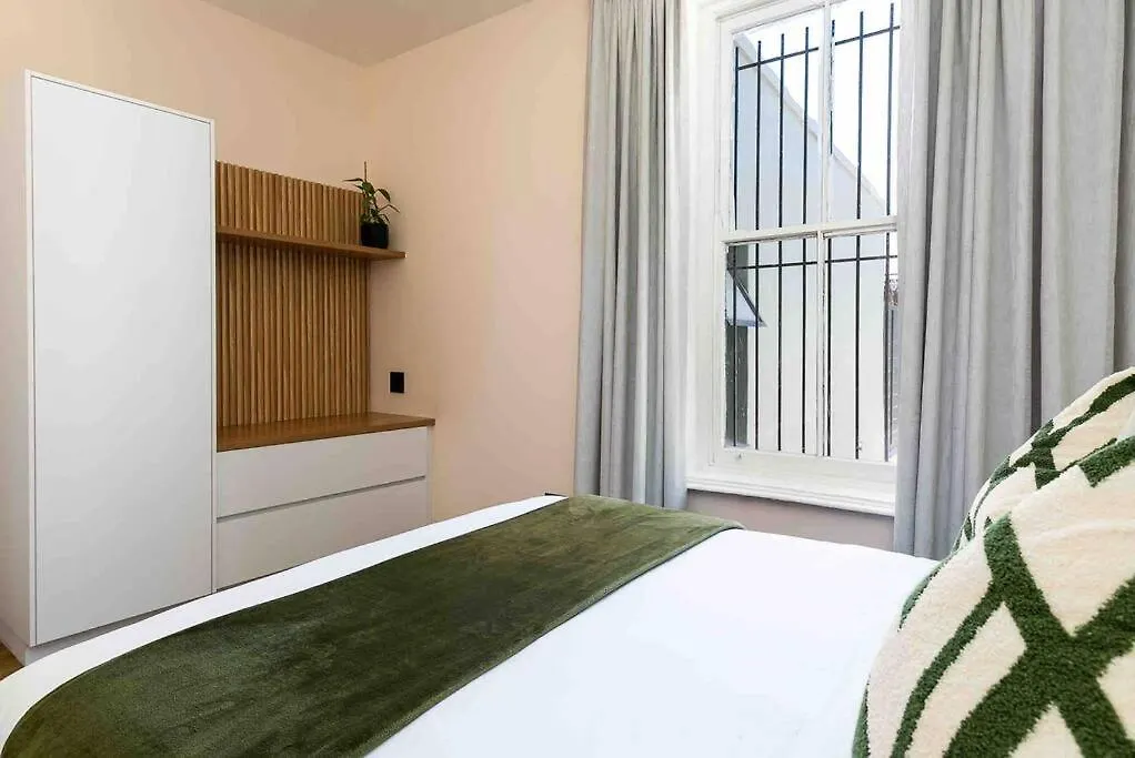The Palm Peaks With A Mountain View & 300M From Sea Apartment Cape Town